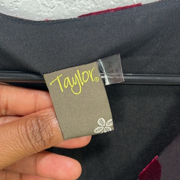 Taylor‎ Women’s Elegant Floral Black Purple Dress Long Sleeve Whimsigoth Witchy - Picture 2 of 9